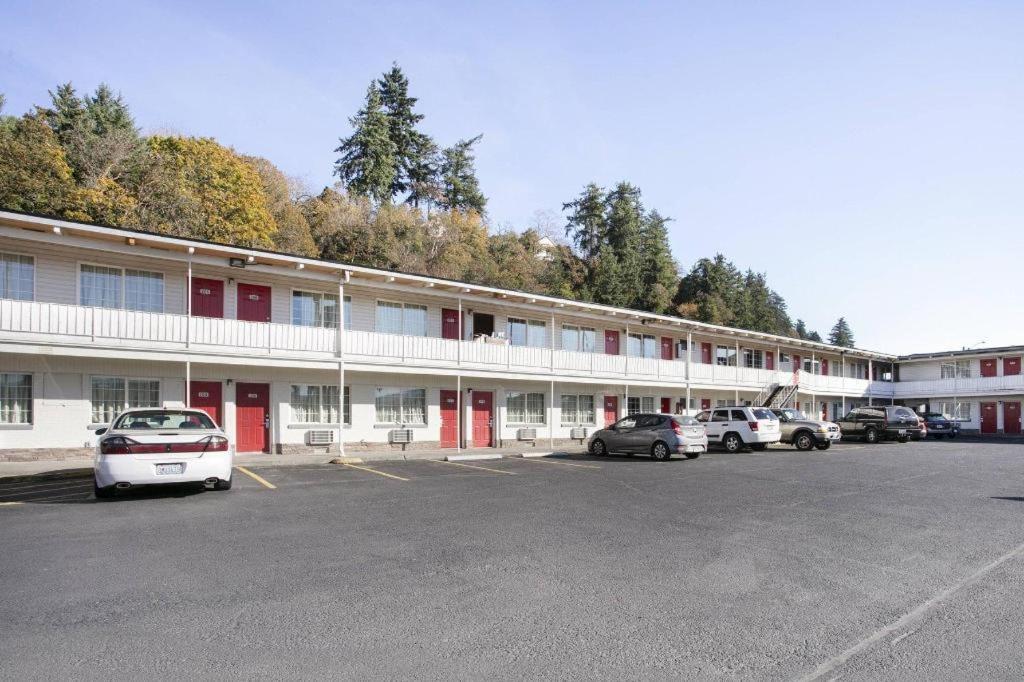 Oyo Hotel Kalama Exteriör bild